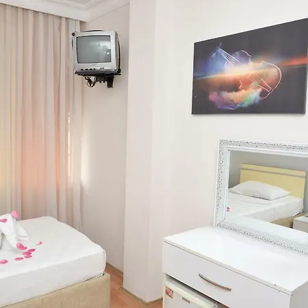 住宿加早餐酒店 Melody 2*