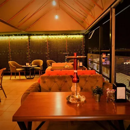 Melody Bed and Breakfast Αλάνια