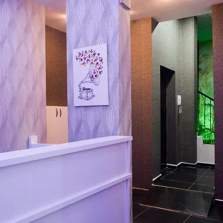 Melody לינה וארוחת בוקר